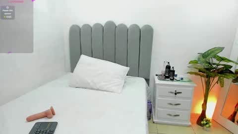  Andrea  online show from 03.03.25