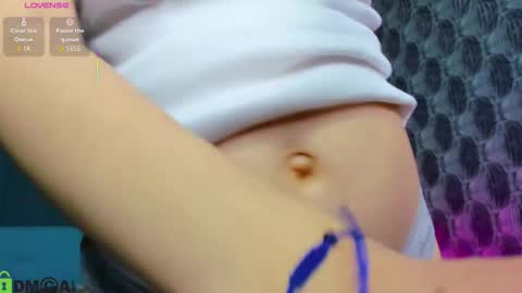 Snapshot of andrea_svel chatting on 02.21.26 Andrea hereGMT7Mon Tue Wen ThFri Sat Su 0300am-0900am. online show from 02.21.26