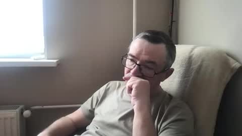 Snapshot of andreass60 chatting on 04.21.26 andreass60 online show from 04.21.26