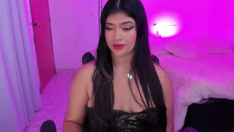 Snapshot of andreeart chatting on 02.23.25 ig online show from 02.23.25