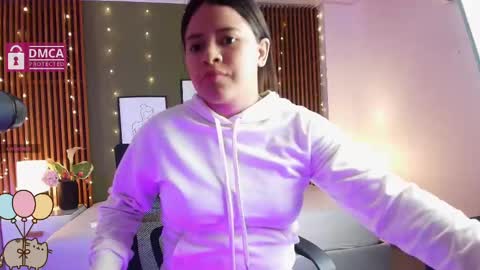 Snapshot of andrerouse_20 chatting on 09.14.25 andrerouse_20 online show from 09.14.25