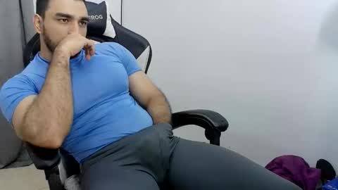 Snapshot of andres180950734 chatting on 01.09.26 andres180950734 online show from 01.09.26