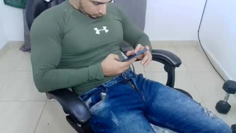 Snapshot of andres180950734 chatting on 02.27.26 andres180950734 online show from 02.27.26