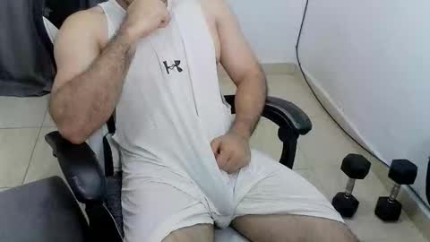 Snapshot of andres180950734 chatting on 03.24.26 andres180950734 online show from 03.24.26