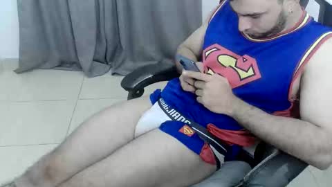 Snapshot of andres180950734 chatting on 04.01.26 andres180950734 online show from 04.01.26