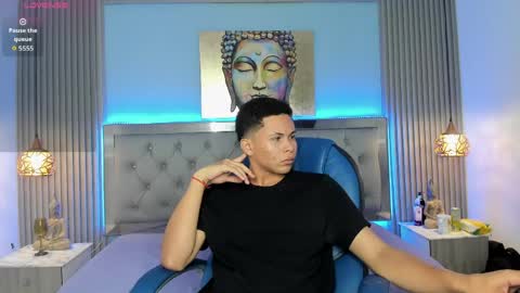 Snapshot of andres1_8 chatting on 05.17.26 IM ANDRES online show from 05.17.26
