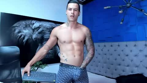 Snapshot of andres_clark chatting on 04.24.26 insta andres clark online show from 04.24.26