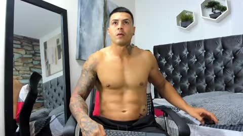 Snapshot of andres_clark chatting on 05.27.26 insta andres clark online show from 05.27.26