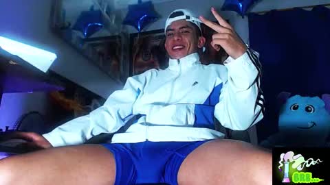 Snapshot of andres_cond chatting on 03.11.26 Andrs o online show from 03.11.26