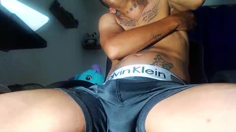 Snapshot of andres_cond chatting on 04.05.26 Andrs o online show from 04.05.26