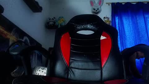 Snapshot of andres_cond chatting on 04.08.26 Andrs o online show from 04.08.26