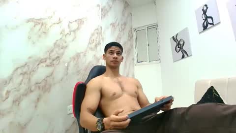 andres_stud online show from 12.22.25