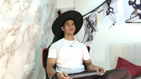 ANDRES  online show from 10.20.25