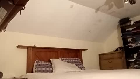 Snapshot of andresalvarez132169 chatting on 03.03.26 andresalvarez132169 online show from 03.03.26