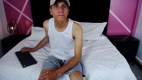 Snapshot of andresmatt chatting on 12.05.24 ANDRESMATT online show from 12.05.24