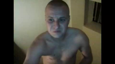 andrew3356577 online show from 10.18.25