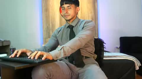 Andrew online show from 03.12.25