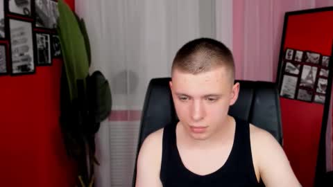 Andrew online show from 11.04.25