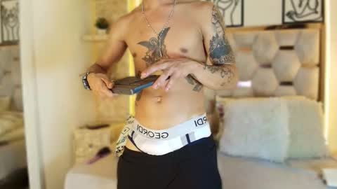 andrew_haalls online show from 11.26.25