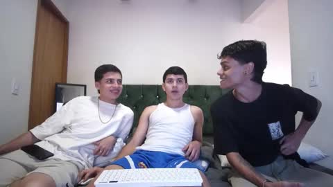 Snapshot of andrew_restrepo chatting on 10.13.25 andrew restrepo online show from 10.13.25