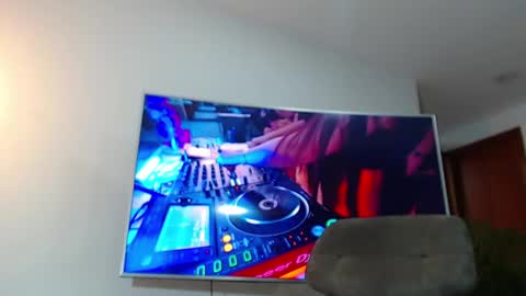 ANDREW WEST online show from 01.15.25