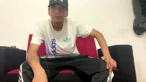 Snapshot of andrewcooper1 chatting on 11.22.25 andrew online show from 11.22.25