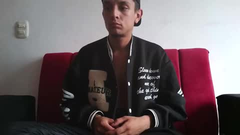 Snapshot of andrewcooper1 chatting on 02.12.26 andrew online show from 02.12.26