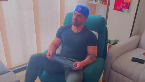 Snapshot of andrewfame chatting on 05.20.26 Andrew online show from 05.20.26