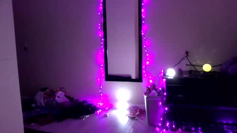 Snapshot of andrewgennie chatting on 01.13.25 andrewgennie online show from 01.13.25