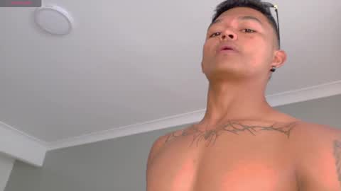 ANDREW KENNOXX online show from 04.13.26