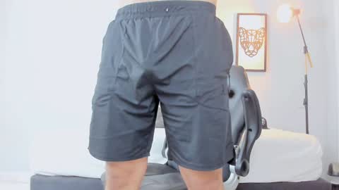 Andrewlamar21 online show from 01.04.25