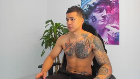 Snapshot of andrewmaterazzi chatting on 03.07.25 andrewmaterazzi online show from 03.07.25