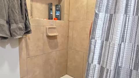 andrewo42601 online show from 11.06.25