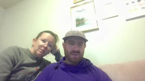 Sexy Newbie Couple online show from 12.17.24