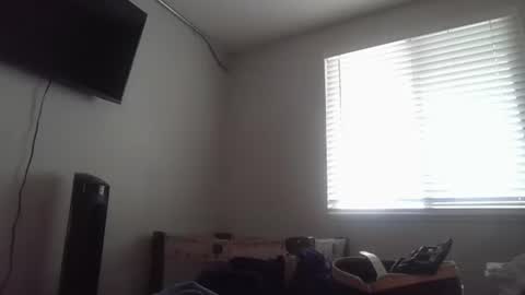 Sexy Newbie Couple online show from 12.18.24