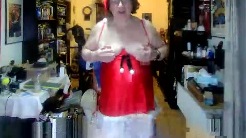 androgynia online show from 12.18.25