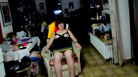 androgynia online show from 05.04.26