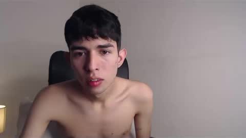 andy19_hot online show from 02.22.25