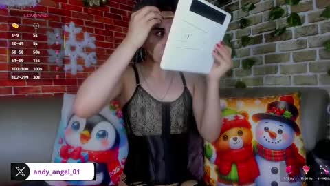 Snapshot of andy_angel1 chatting on 01.09.26 andy angel online show from 01.09.26