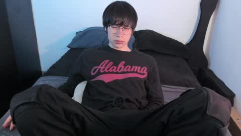 Snapshot of andy_bankai chatting on 04.11.26 twx Andy twink3 online show from 04.11.26