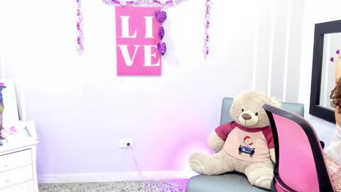 Andrea online show from 02.25.25