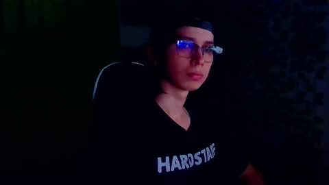 Snapshot of andy_gray01 chatting on 09.27.25 Andy Gray online show from 09.27.25