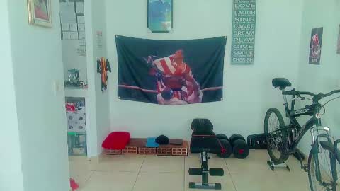 Snapshot of andy_gray01 chatting on 10.08.25 Andy Gray online show from 10.08.25