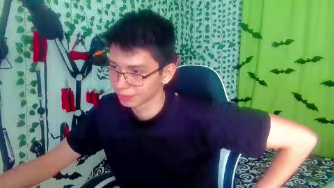 Snapshot of andy_gray01 chatting on 11.03.25 Andy Gray online show from 11.03.25