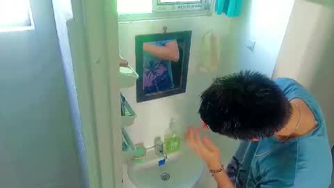 Snapshot of andy_gray01 chatting on 12.13.25 Andy Gray online show from 12.13.25