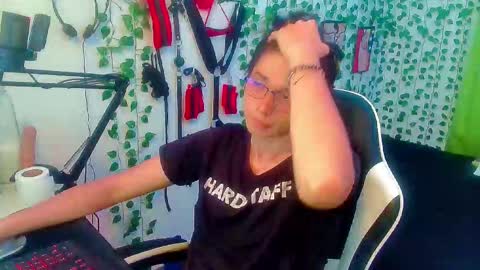 Snapshot of andy_gray01 chatting on 01.15.26 Andy Gray online show from 01.15.26