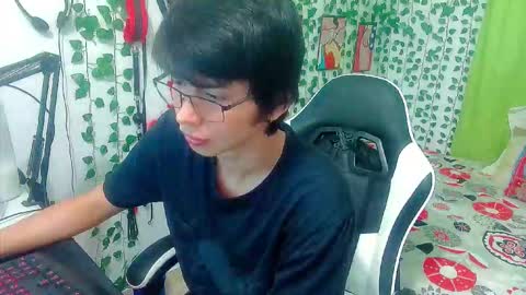 Snapshot of andy_gray01 chatting on 02.06.26 Andy Gray online show from 02.06.26