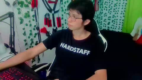 Snapshot of andy_gray01 chatting on 02.11.26 Andy Gray online show from 02.11.26