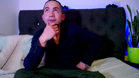 Snapshot of andy_magic_ chatting on 09.26.25 andy_magic_ online show from 09.26.25