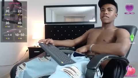 Snapshot of andy_smith333 chatting on 01.21.25 andy_smith333 online show from 01.21.25